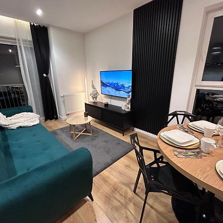 Apartament Zamkowy เบงจิน ภายนอก รูปภาพ