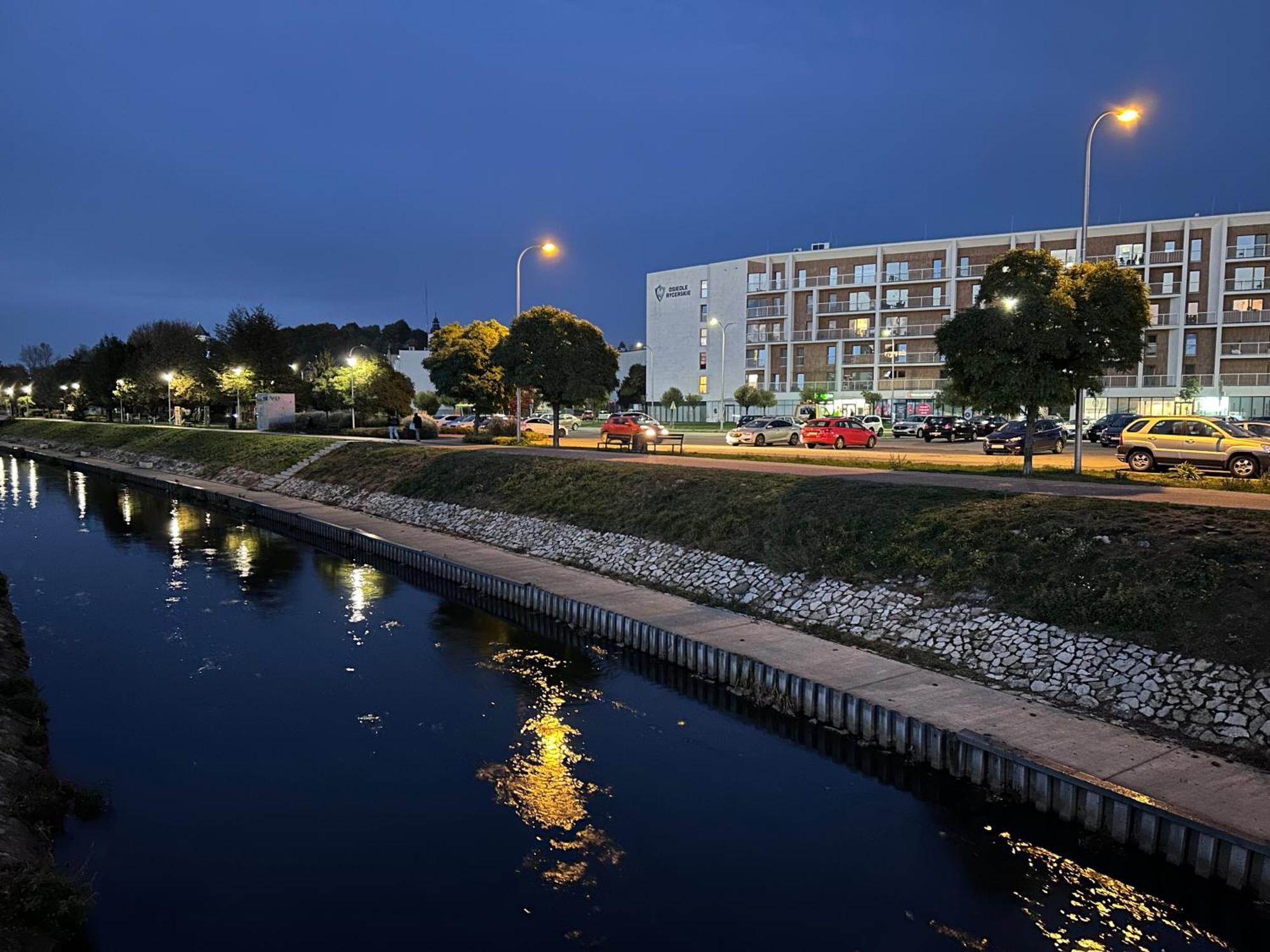 Apartament Zamkowy เบงจิน ภายนอก รูปภาพ